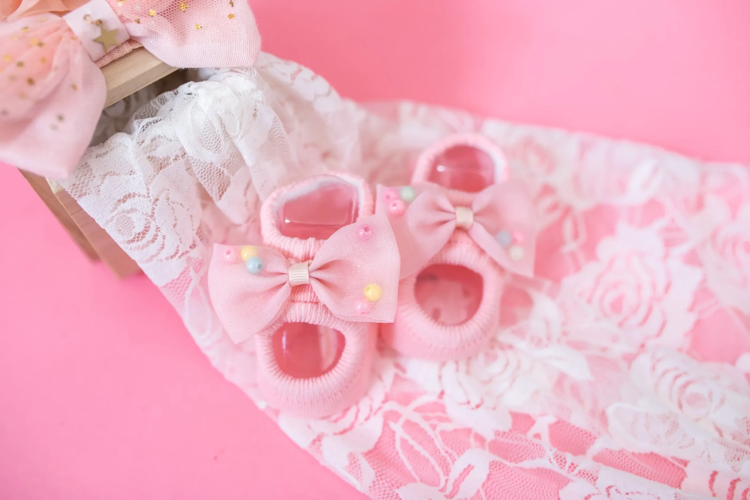 Baby Girl Gift Set 3Pcs - Socks and 2 Headbands 0-12 Months - Image 5