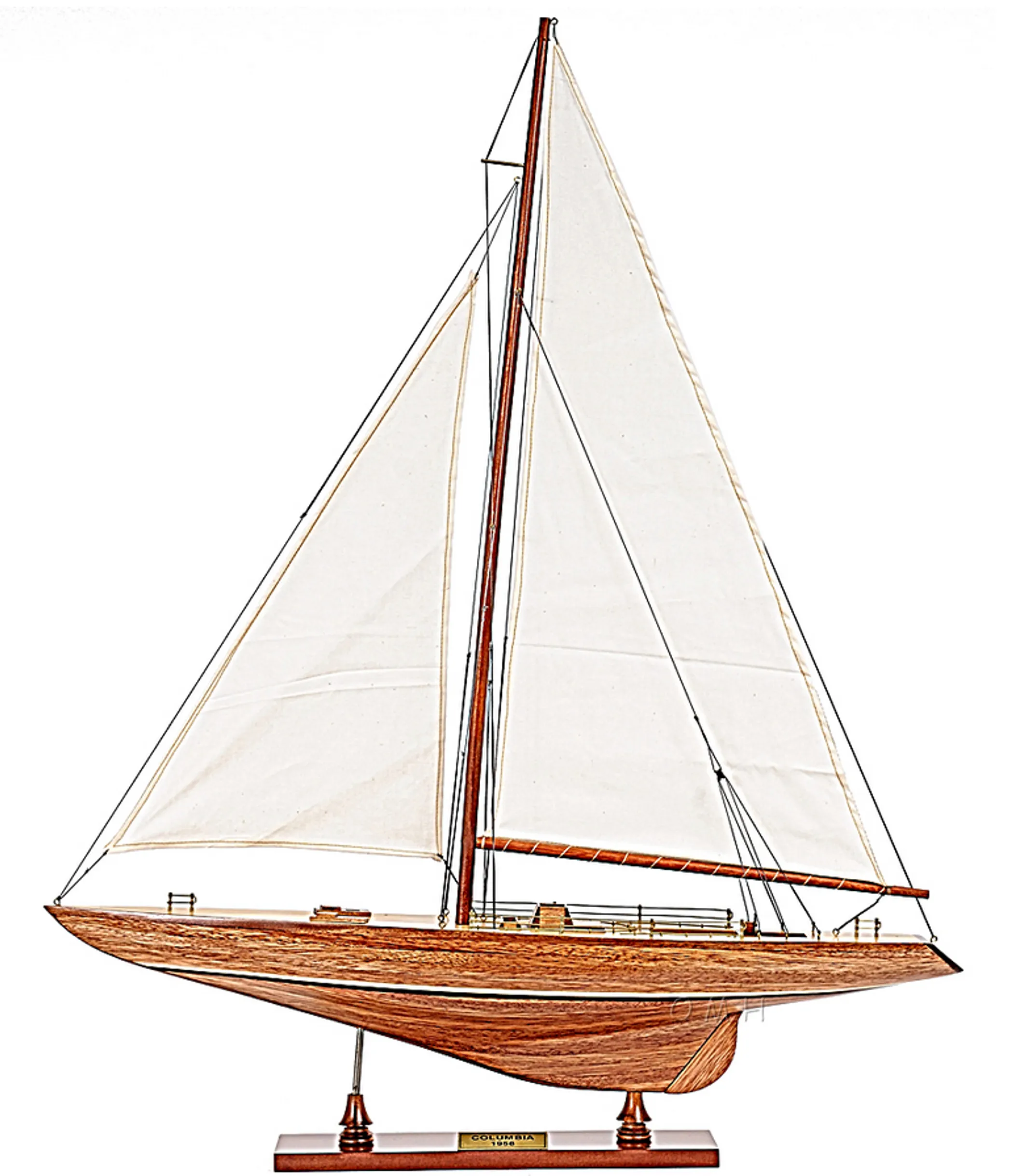 616983879139.0.td_size_1 Olin Stephens' Inspired Columbia Model Yacht - Image 1