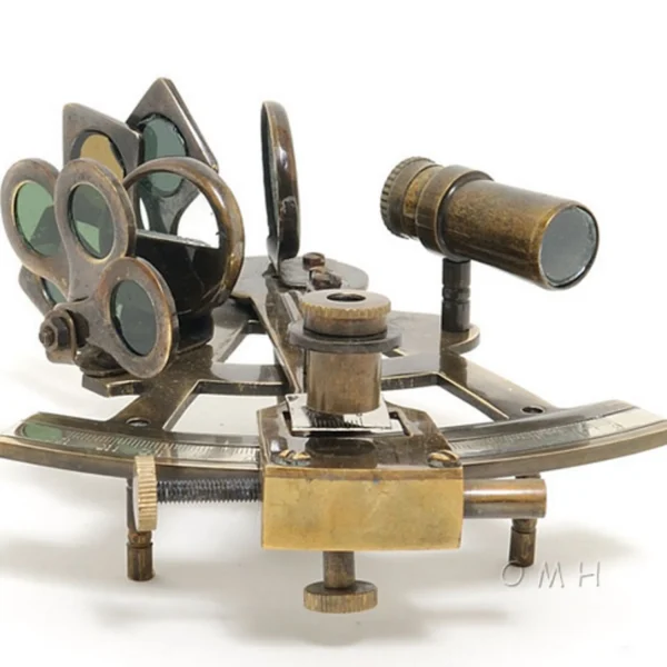 Fully Functional Nautical Sextant in Wooden Box (Medium)
