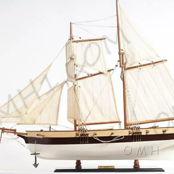 Painted Lynx Model Vessel on Wooden Base