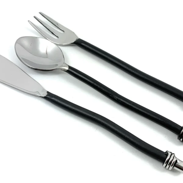 Vibhsa Breakfast Flatware Set of 6 Pieces (Black, Twisted)