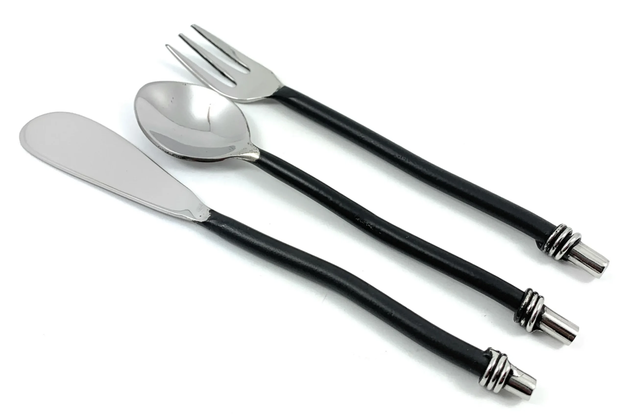 810043921015.0.td_size_1-1.webp Vibhsa Breakfast Flatware Set of 18 Pieces (Black, Twisted) - Image 1